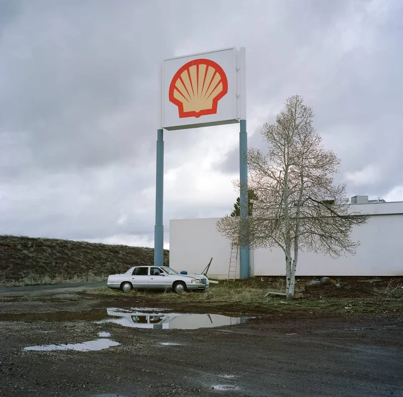 Mark Forbes - Photo 1