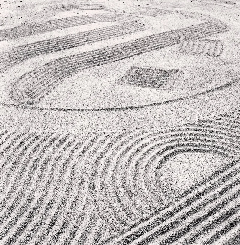 Michael Kenna - Photo 1