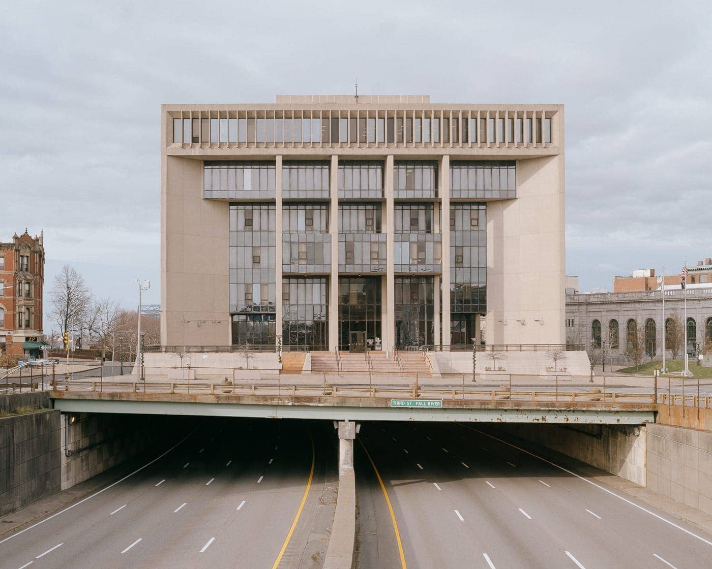 Owen Davies - Photo 4